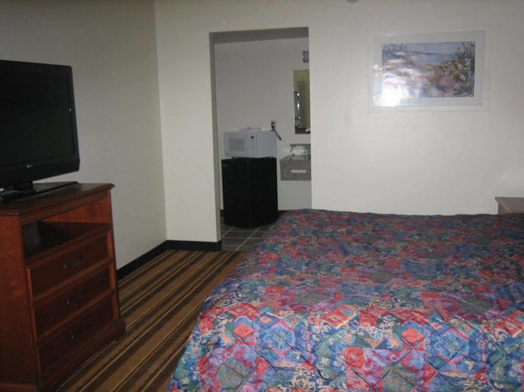 וויט רידג' Best Interstate Inn מראה חיצוני תמונה